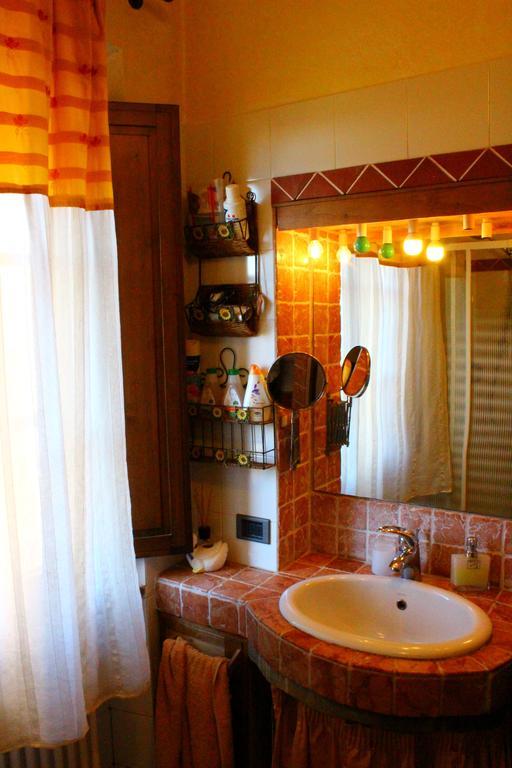 Bio Agriturismo Podere Pretoia San Gimignano Pokój zdjęcie